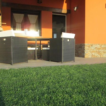 Apartamentos Fonte Villar Navia Εξωτερικό φωτογραφία