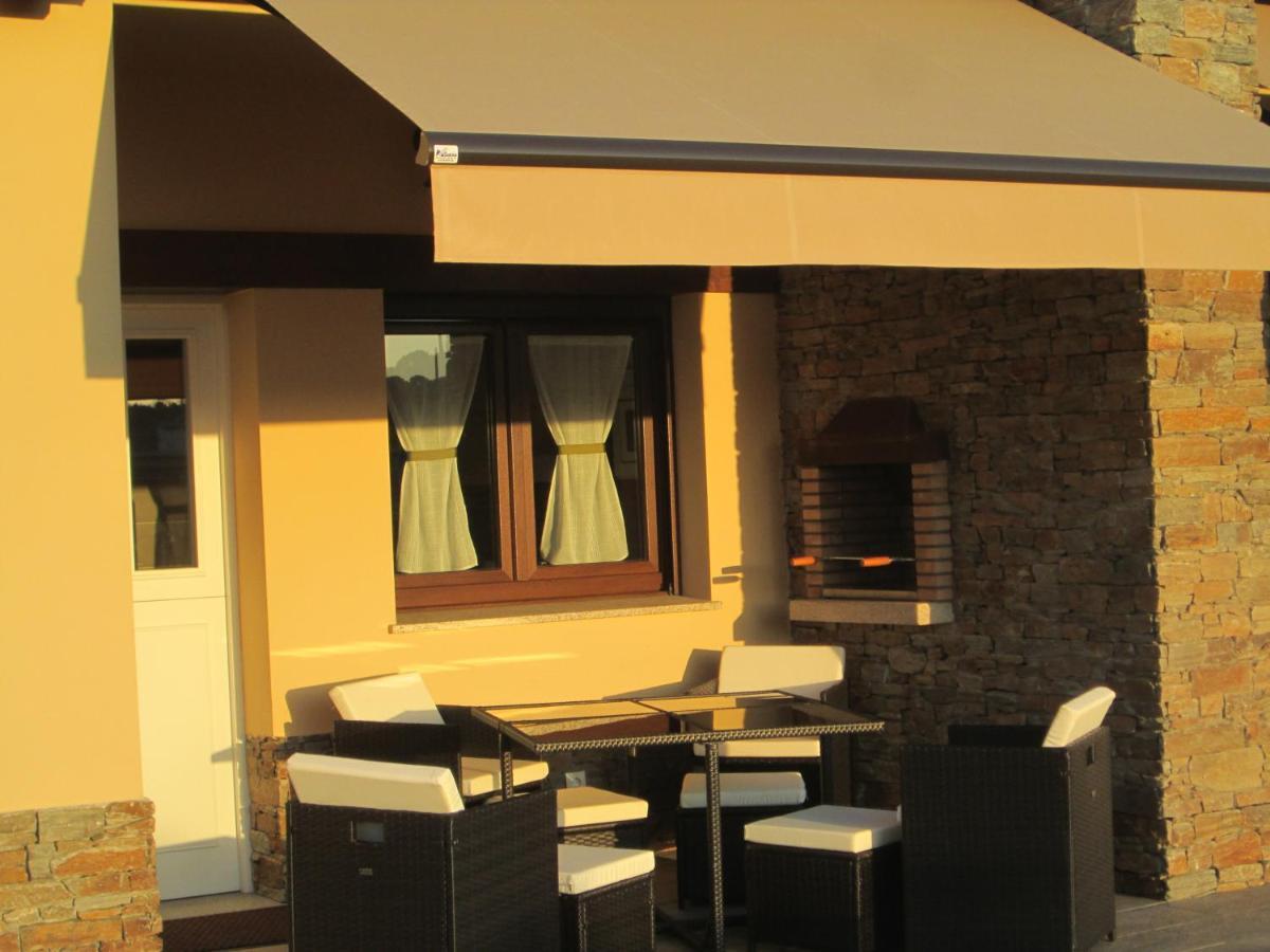 Apartamentos Fonte Villar Navia Εξωτερικό φωτογραφία